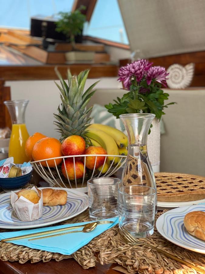 Sailing Nights Boat&Breakfast 호텔 알게로 외부 사진